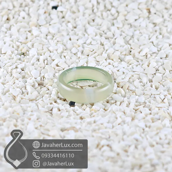 حلقه سنگی عقیق سبز بهاری مدل ویلیجیا _ کد : 400849