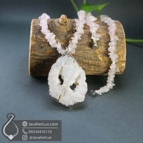 quartz-geode-crystal-pendant-necklace-400975- گردنبند ژئود کریستال کوارتز سنگ طبیعی درشت و زیبا- جواهرلوکس - javaherlux.com