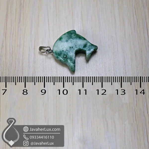 dolphin-carving-tree-agate-pendant-401042-javaherlux.com-گردنبند تراش دلفین با سنگ عقیق خزه درختی جواهرلوکس